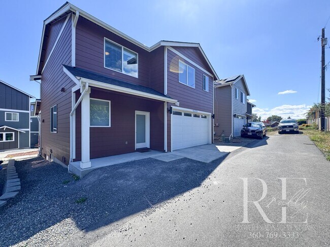 Building Photo - 1060 Banyan St