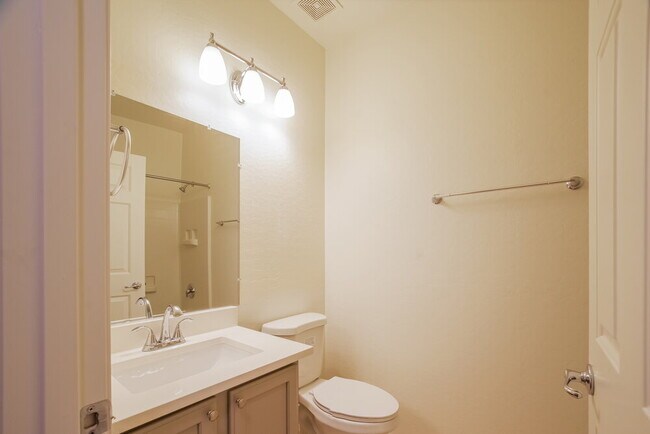 Building Photo - 2512 W Preserve Way