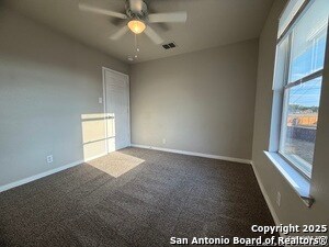 Building Photo - 570 Roadrunner Ave