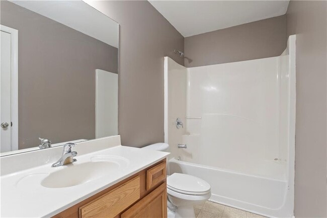 Building Photo - 177 Hollinger Way