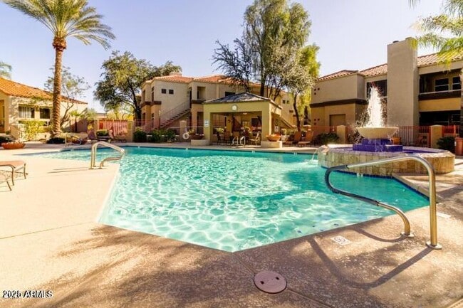 Building Photo - 11375 E Sahuaro Dr