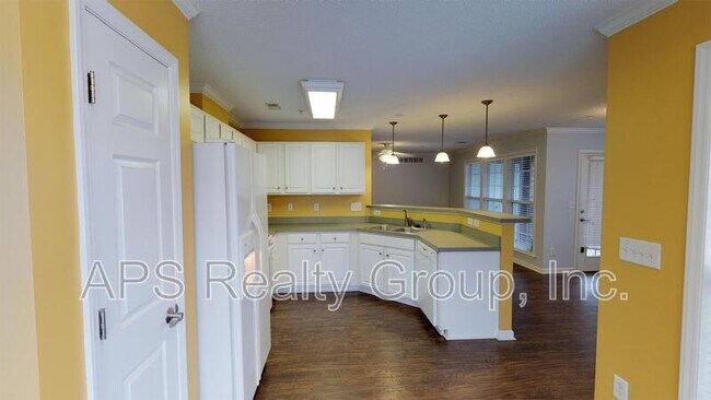 Building Photo - 130 Shallowford Reserve Dr