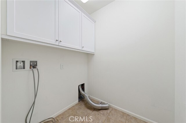 Building Photo - 75 Emerald Clover