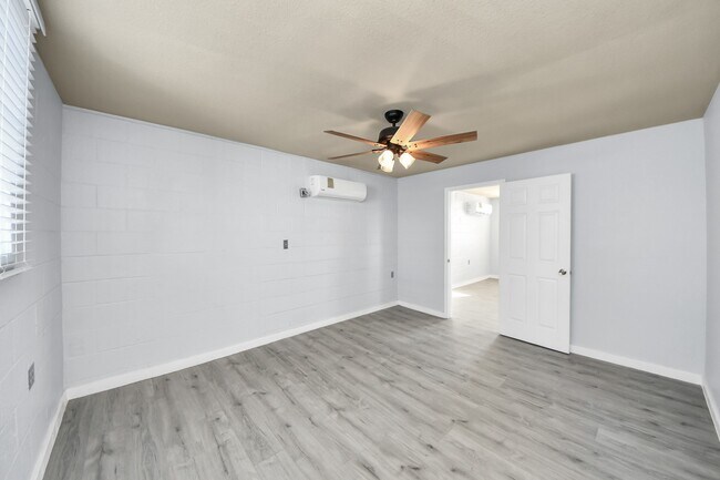 Building Photo - 6701 Irvington Blvd