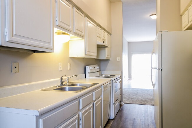 Building Photo - 7922 Grow Ln