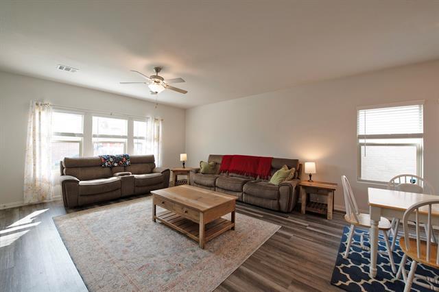 Building Photo - 1116 Blue Ridge Pl