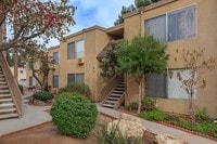 Building Photo - Sun Valley Gardens Apartments | Comfortable Living in El Cajon, CA