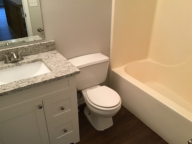 Building Photo - 2039 Bluestream Ct