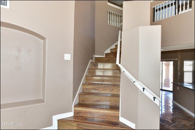 Building Photo - 3257 Sunset Point Dr