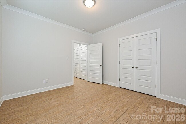 Building Photo - 1714 Club Rd