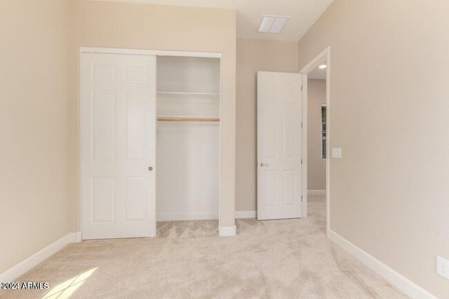Building Photo - 13695 N 148th Dr