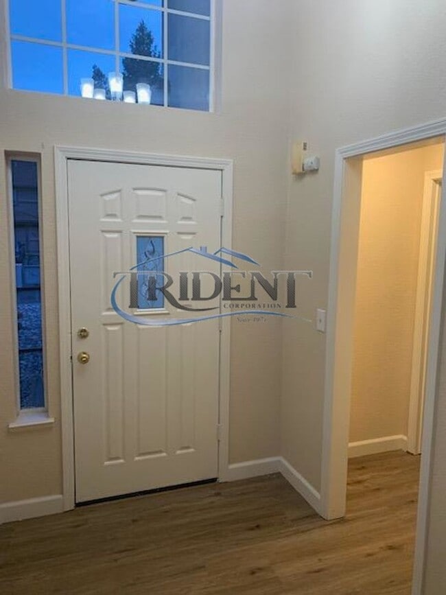 Building Photo - 1022/1024 Gilliland Drive