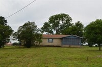 Building Photo - 2020 Gage Rd