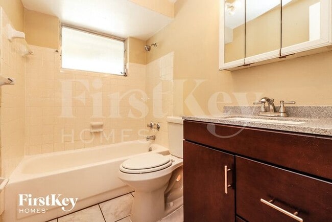 Building Photo - 4125 Woodsville Dr