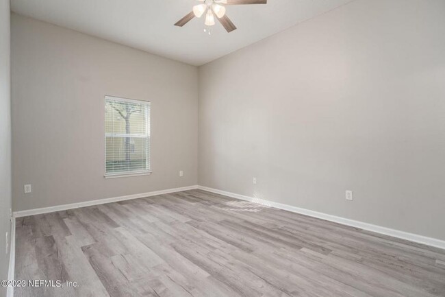 Building Photo - 3 bedroom in Jacksonville FL 32256