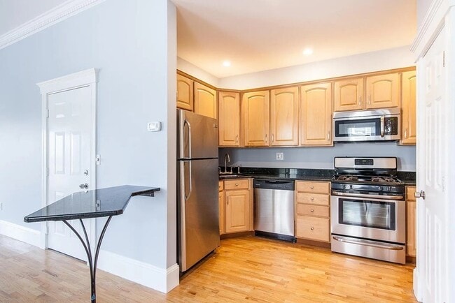 Building Photo - 88 G St