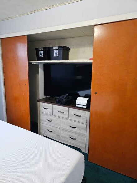 Building Photo - 17000 WA-112
