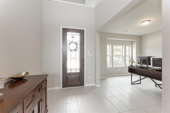 Building Photo - 11730 Twin Creeks Hill Dr