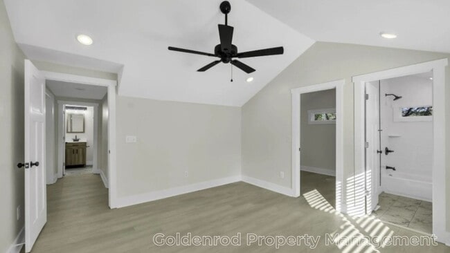 Building Photo - 116 Nix Cir