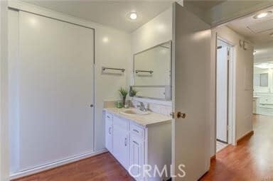 Building Photo - 854 Ronda Mendoza