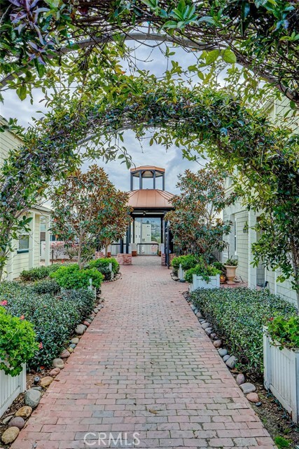 Building Photo - 1800 S Pacific Coast Hwy