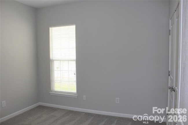 Building Photo - 17534 Hawks View Dr