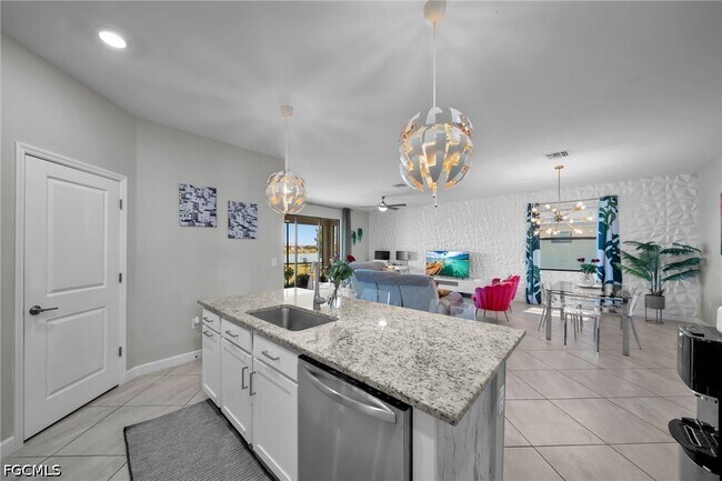 Building Photo - 13846 Pine Lodge Ln