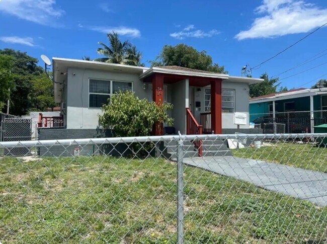 Building Photo - 3437 NW 3rd Ave