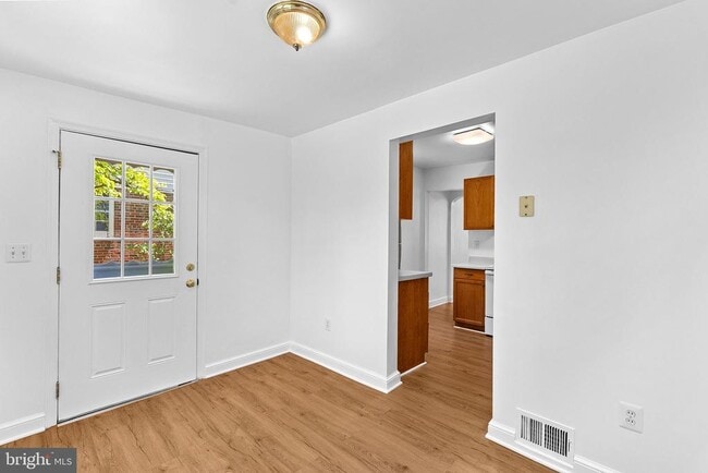 Building Photo - 3103 Plyers Mill Rd