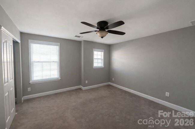 Building Photo - 116 Morning Mist Ln