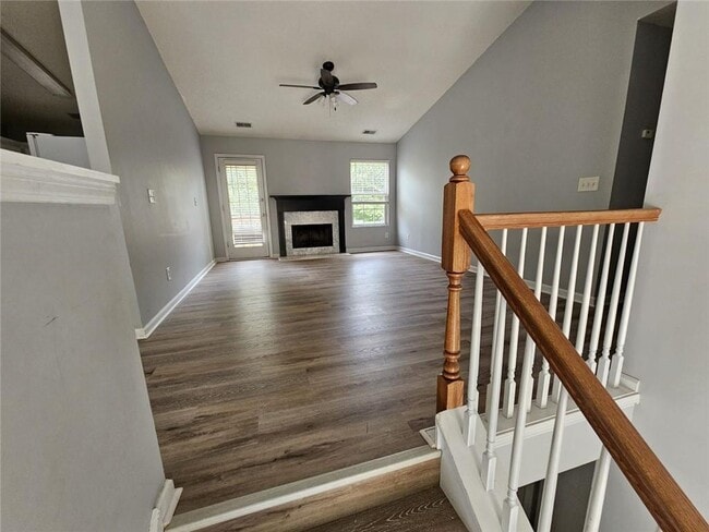 Building Photo - 1406 Flanagan Mill Dr