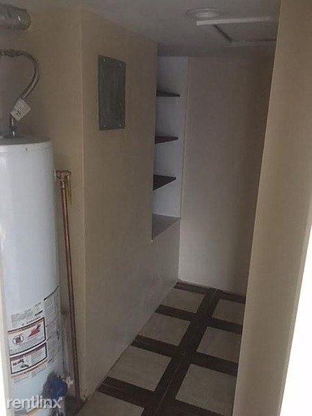 Building Photo - 498 N Arizona Ave