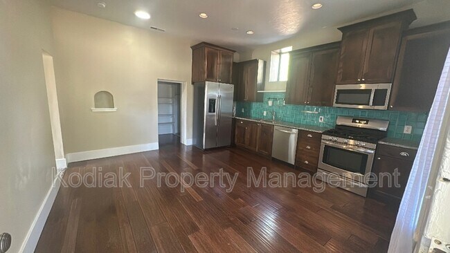 Building Photo - 312 N 100 E