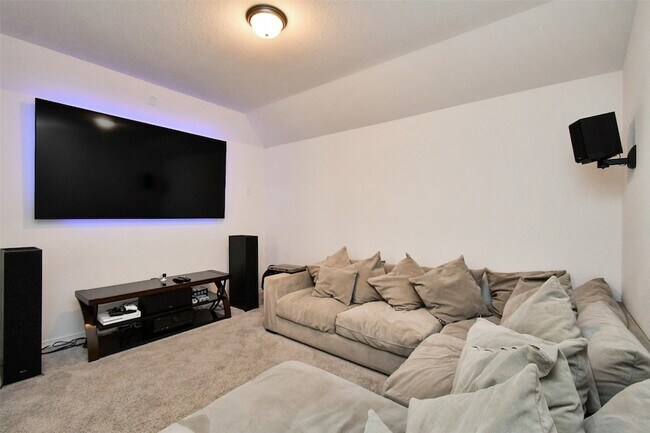 Building Photo - 8922 Stanley Oak Dr