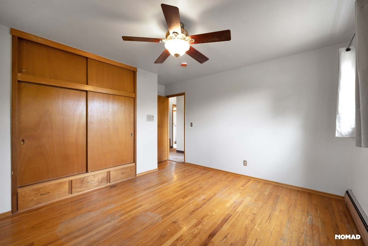 Building Photo - 3636 Royal Dr