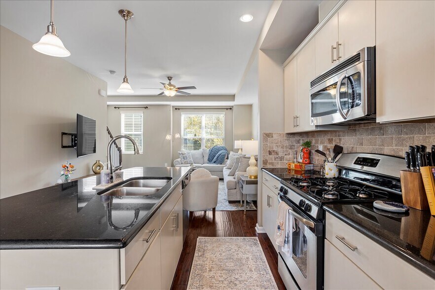 Building Photo - 1427 Crafton Way