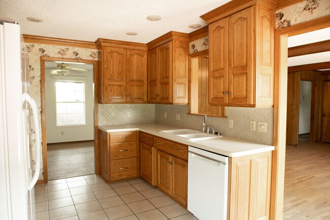 Building Photo - 2510 Church St