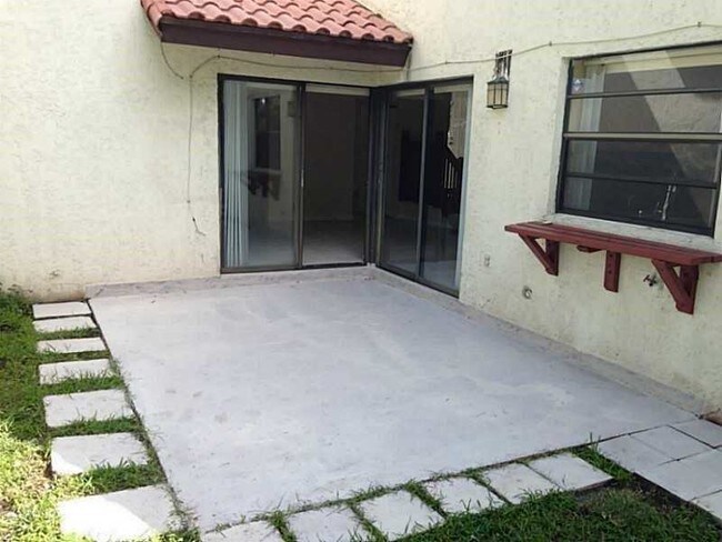 Building Photo - 13299 SW 112th Terrace