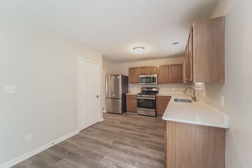 Building Photo - 2405 Liberton Ct