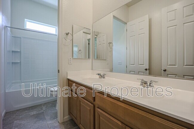 Building Photo - 25172 N 106th Dr
