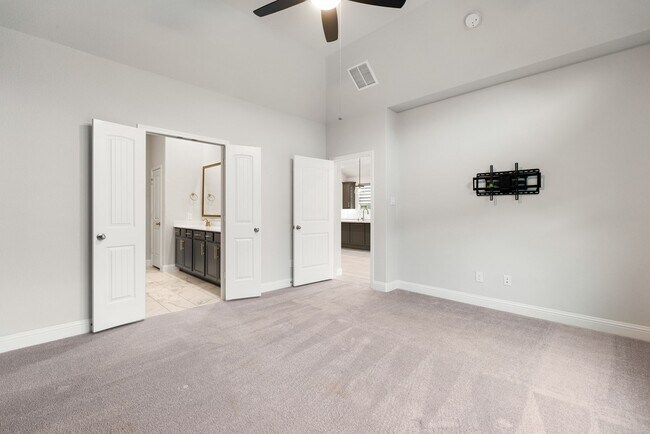 Building Photo - 6442 Pomegranate Blossom Dr