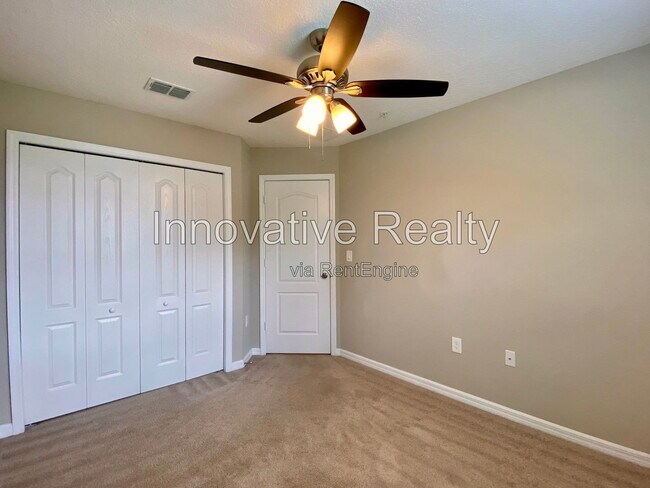 Building Photo - 302 Cedar Bark Ln