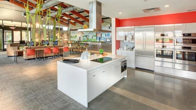 Building Photo - 10024 Dalliance Ln