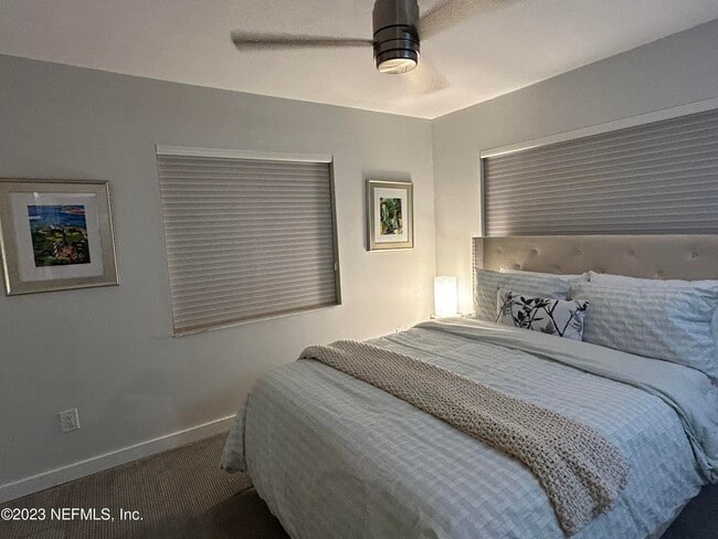 Building Photo - 937 Espinado Ave