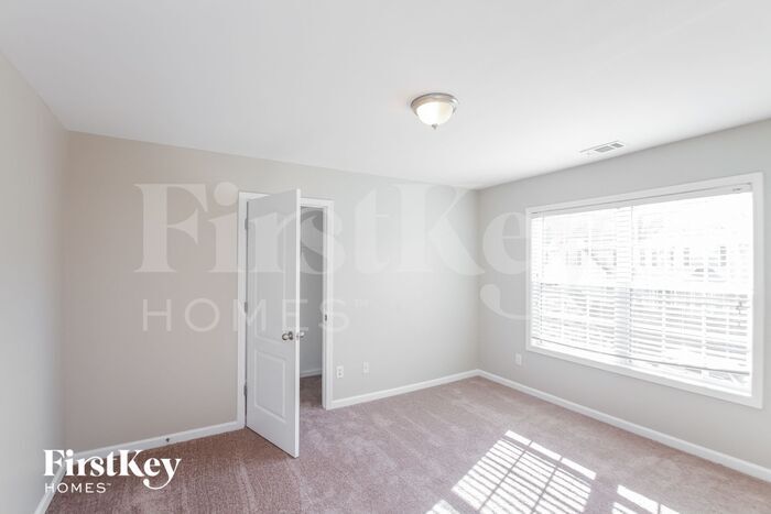 Building Photo - 74 Gardenia Ln