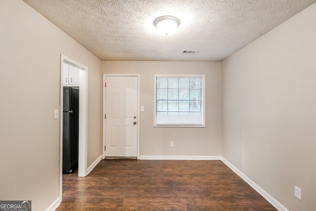 Building Photo - 3066 Arden Way SW