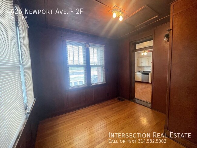 Building Photo - Gorgeous 1 Bedroom with Lots of Updates in...