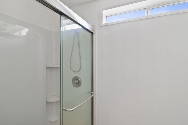 Building Photo - Duplex