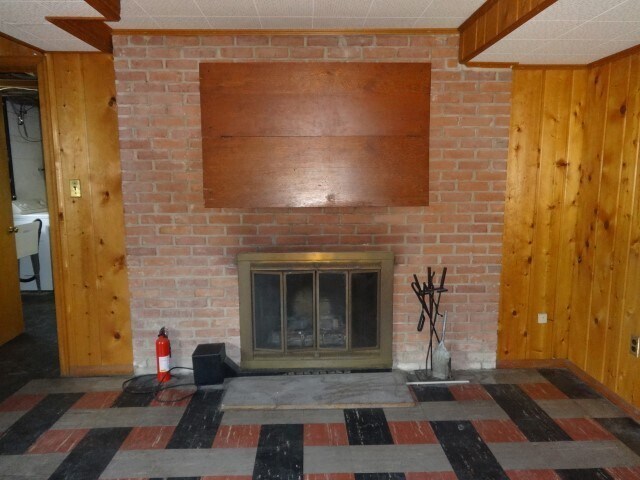 Building Photo - NICE  3BR RAMBLER CLOSE TO NIH