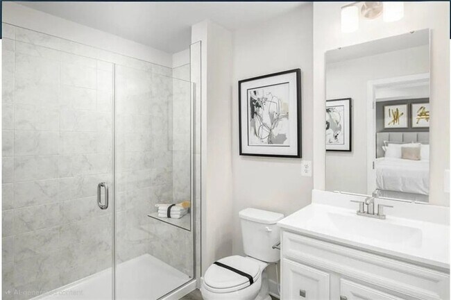 Building Photo - 2008 Hemlock Ln